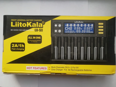 Зарядное устройство LiitoKala Lii-S8 (вид 5) Зарядное устройство LiitoKala Lii-S8 (фото, вид 5)