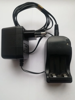 Зарядное устройство Energy Technology L-125A-3 (вид 4) Зарядное устройство Energy Technology L-125A-3 (фото, вид 4)